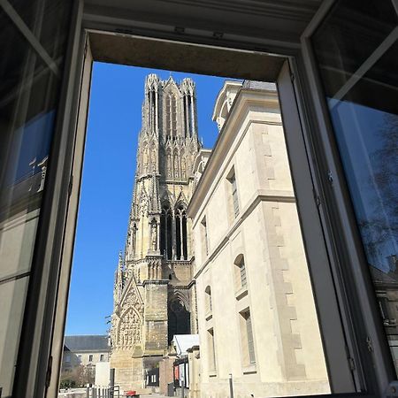 Le Petillant - Cathedrale Reims Exterior foto